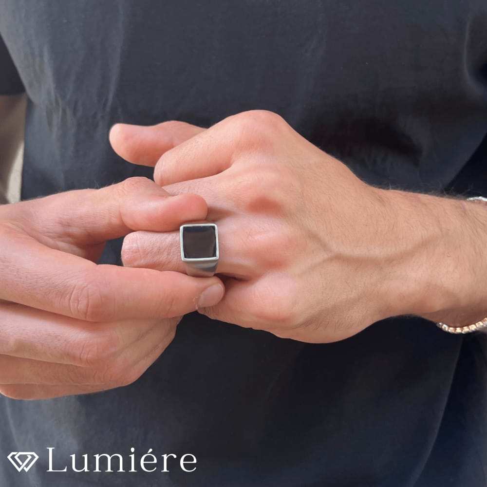 Lumiére טבעת אבן שחורה לגבר | כסף Lumiére כסף תכשיטים איכותיים לגבר
